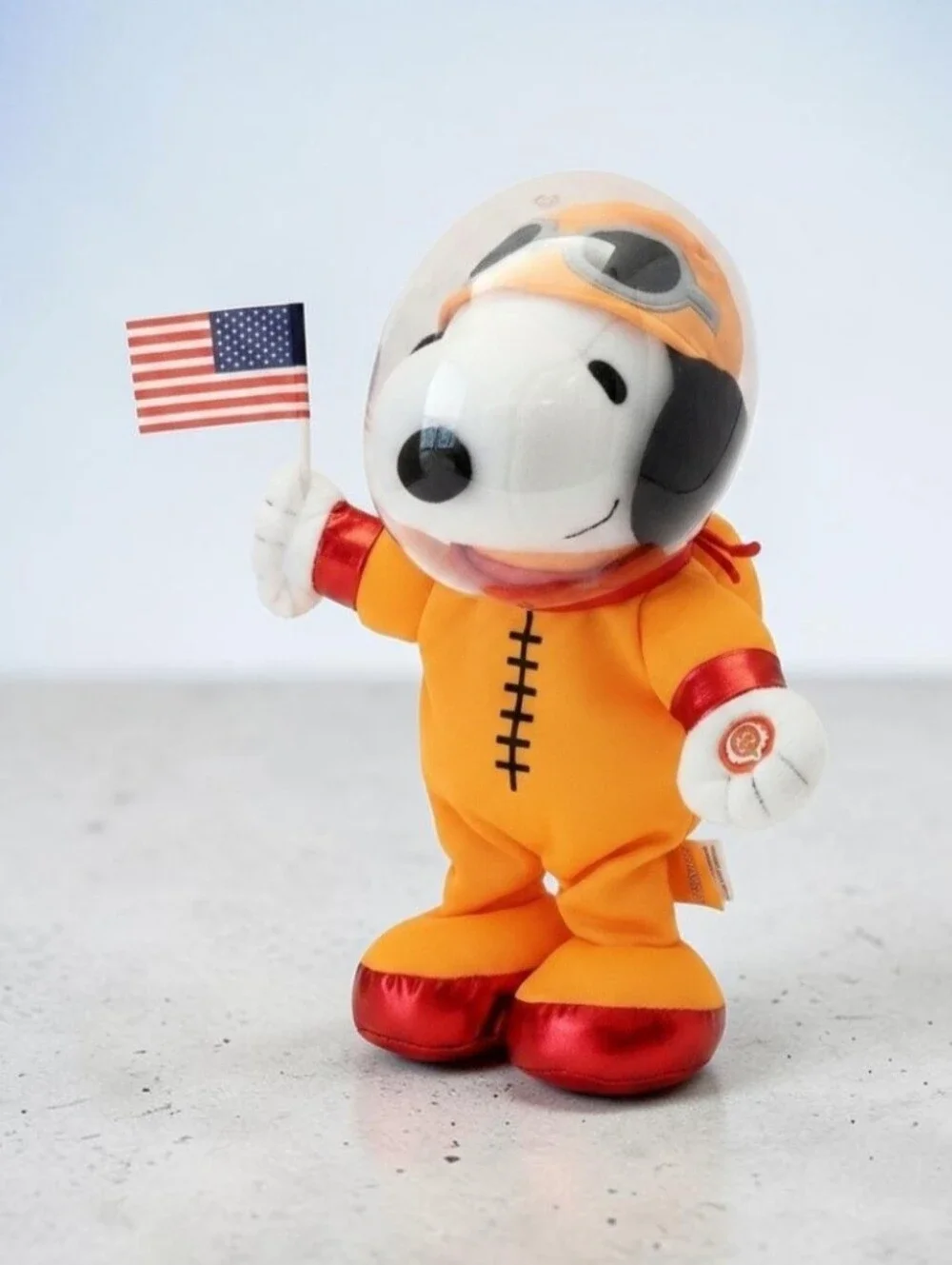 Peanuts Animated Astronaut Snoopy 10